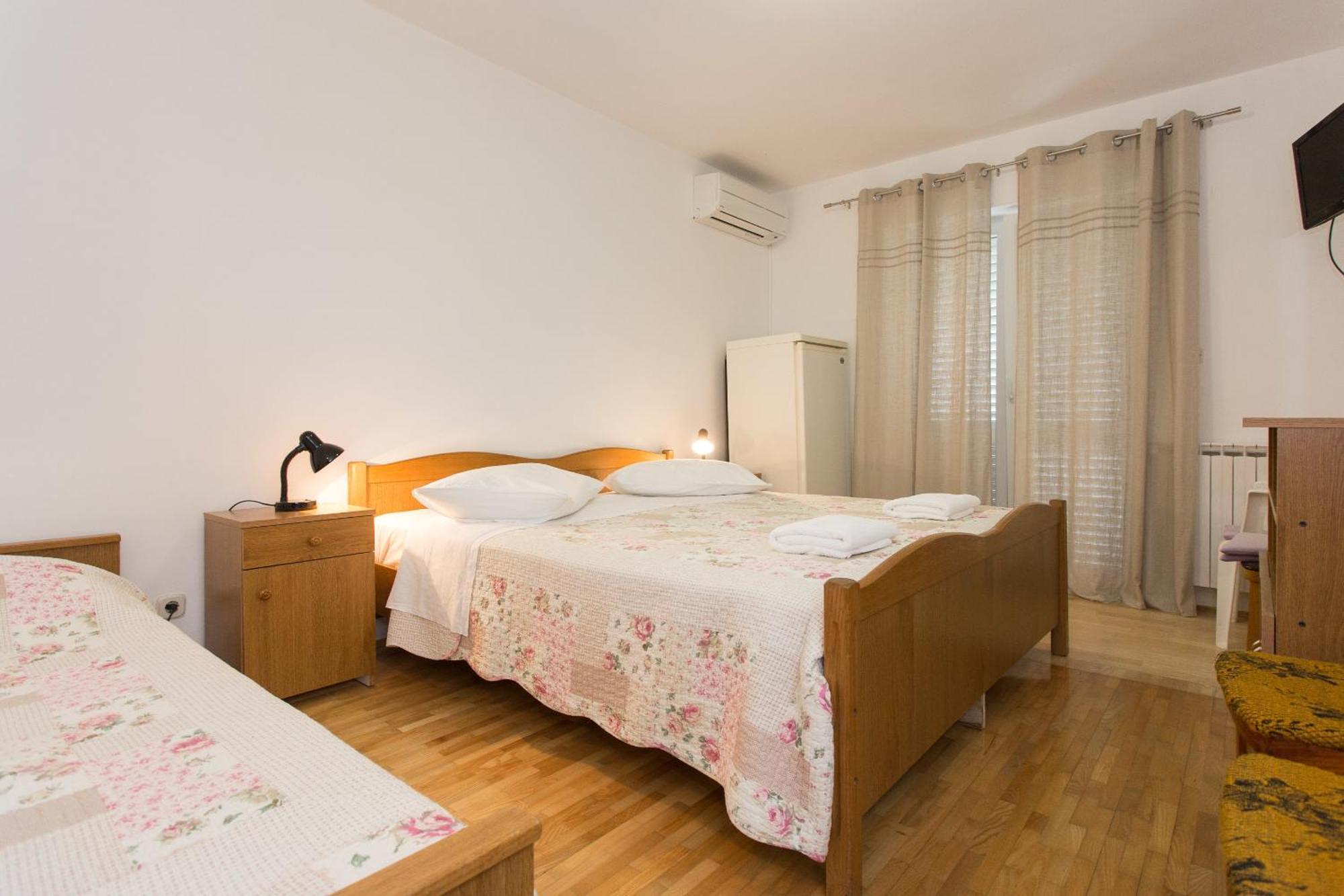 Bed & Breakfast Mario Krk Town Rom bilde